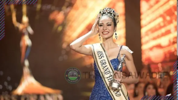 Faye-Peraya-Malisorn-dang-quang-hoa-hau-nam-2016 Faye Peraya Malisorn đăng quang hoa hậu năm 2016