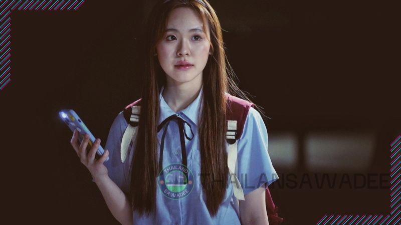 June thủ vai cô nàng Luna trong bộ phim drama học đường 23.5