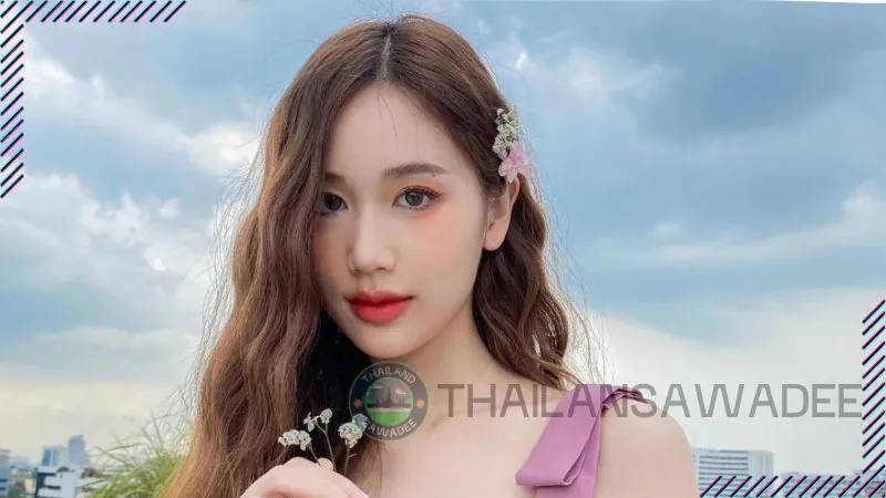 Nàng thơ xinh đẹp Ramida Jiranorraphat