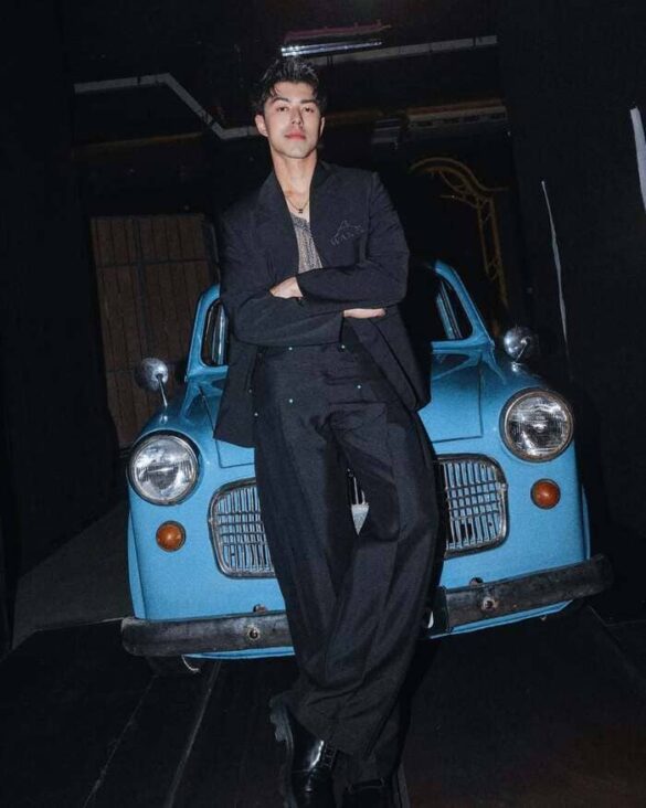 Nine Naphat Siangsomboon là ai