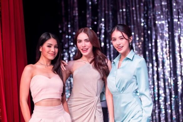 Show Me Love một vài phân cảnh trong series