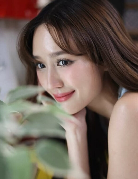 Tiểu sử Pie Rinrada Kaewbuasai