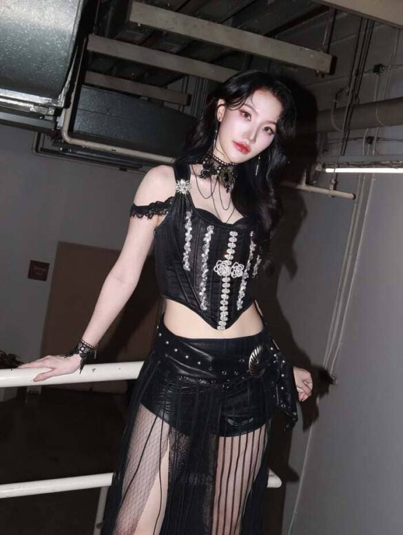 profile-atom-aphichaya-kamnoetsirikun Profile Atom Aphichaya Kamnoetsirikun