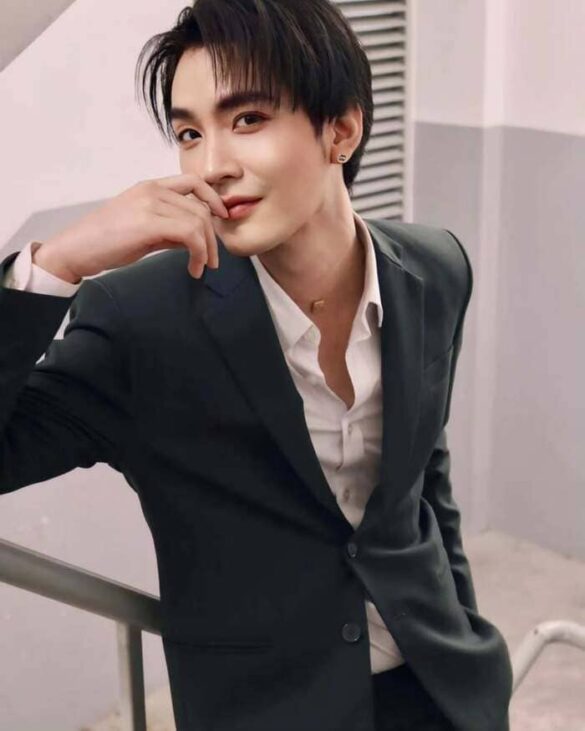 kimmon-warodom-khemmonta-la-ai Kimmon Warodom Khemmonta là ai