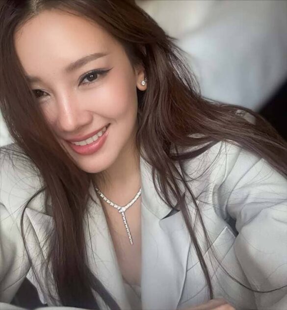 Lý lịch Nune Woranuch Bhirombhakdi