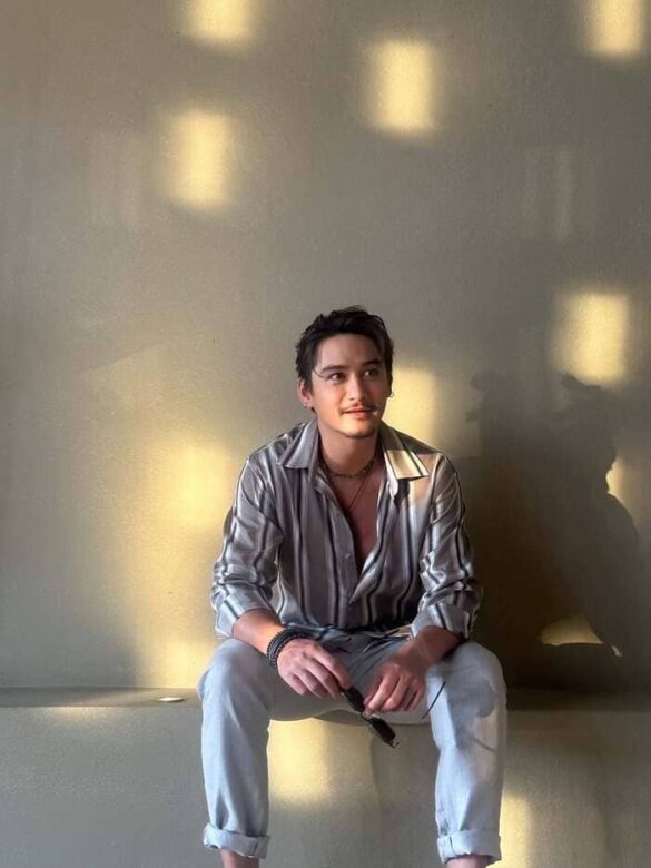 profile-ananda-everingham Profile Ananda Everingham