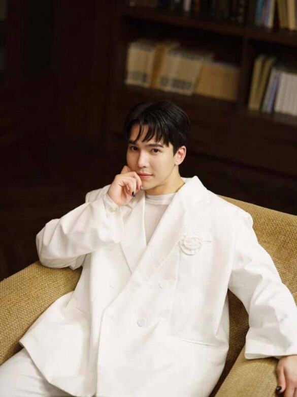 profile-max-kornthas-rujeerattanavorapan Profile Max Kornthas Rujeerattanavorapan