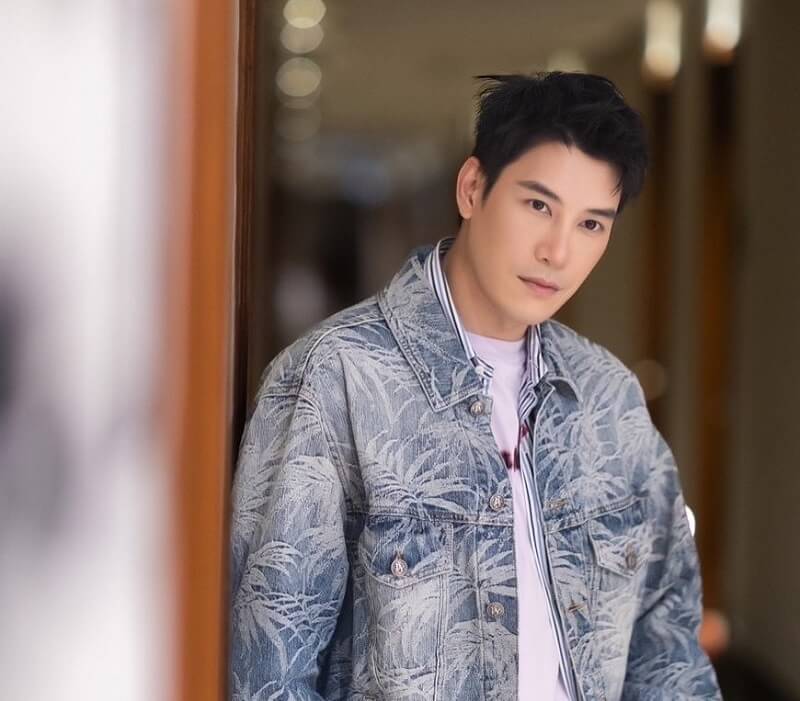 Ken Phupoom Phongpanu ngôi sao Thái Lan