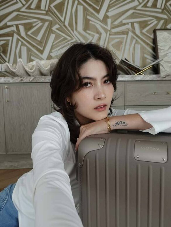 Wikipedia Margie Rasri Balenciaga