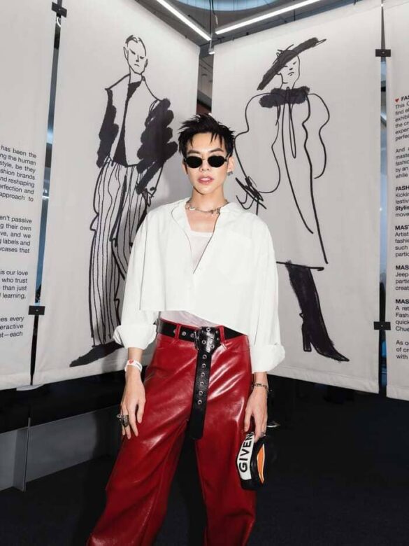 Tiểu sử Ton Thanasit Jaturaput