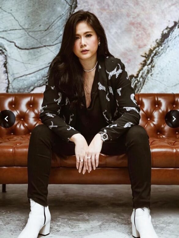 Tik Kanyarat Jiraratchakit là ai