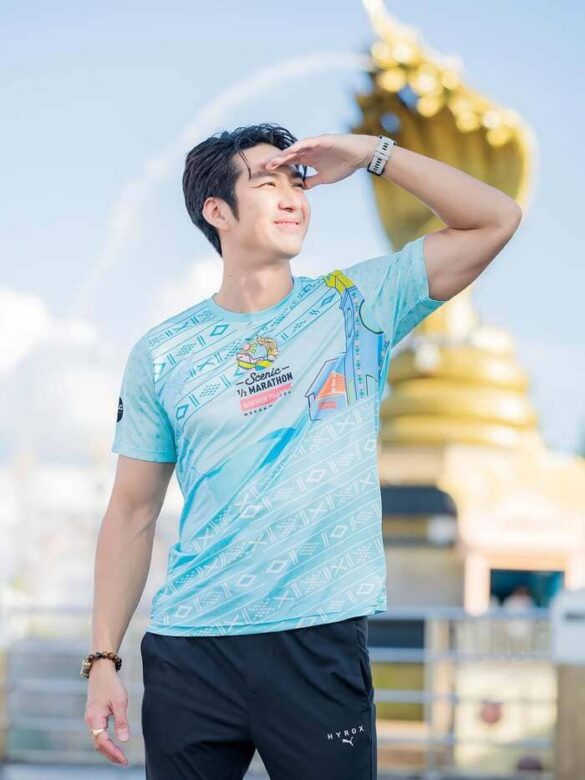 Deaw Suriyont Arunwattanakul là ai