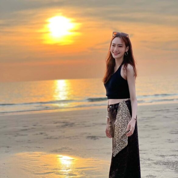 Tiểu sử Care Chattarika Sittiprom