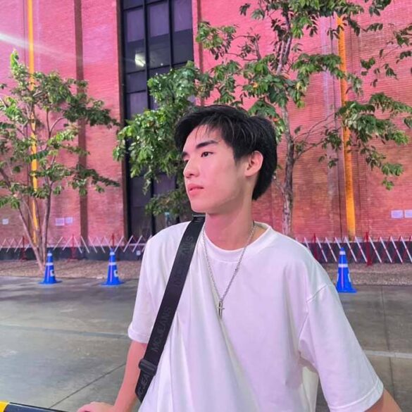 Wikipedia Yai Teerapong Suparwong