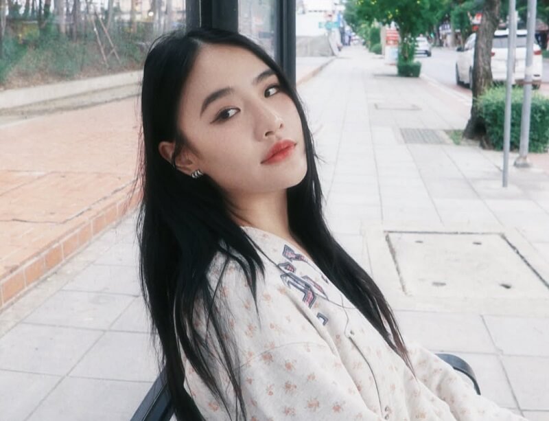 Aom Pundao Panyabaramee bảng thông tin