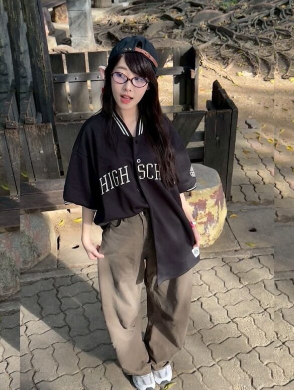 Profile England Ladamanee Rattanapornvareesakul