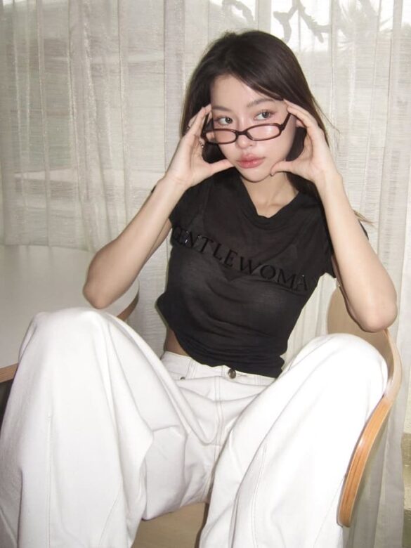 profile-ploy-jhutamas-pakonworrawong Profile Ploy Jhutamas Pakonworrawong