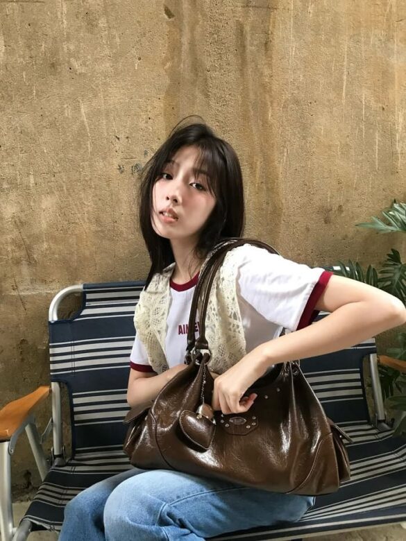 Profile Puyfai Tharathip Baisaeng