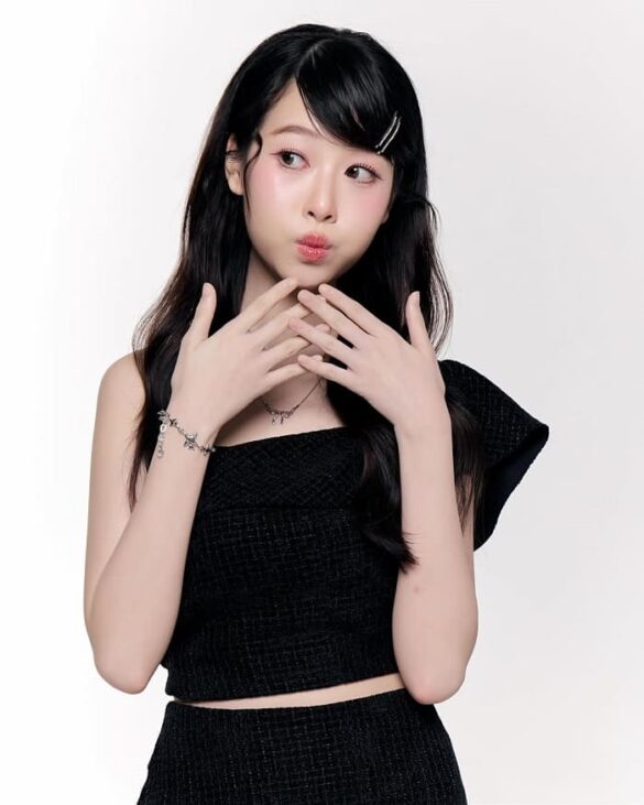 Tiểu sử England Ladamanee Rattanapornvareesakul