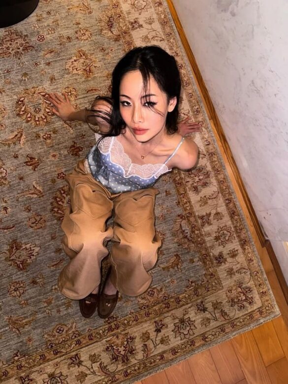 Tiểu sử Pat Chayanit Chansangavej