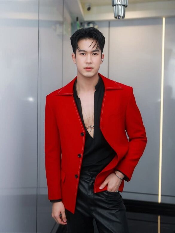 wikipedia-kiatipoom-banluechairit Wikipedia Kiatipoom Banluechairit