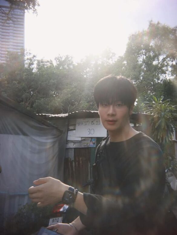 Tiểu sử Au Nititorn Janruechai