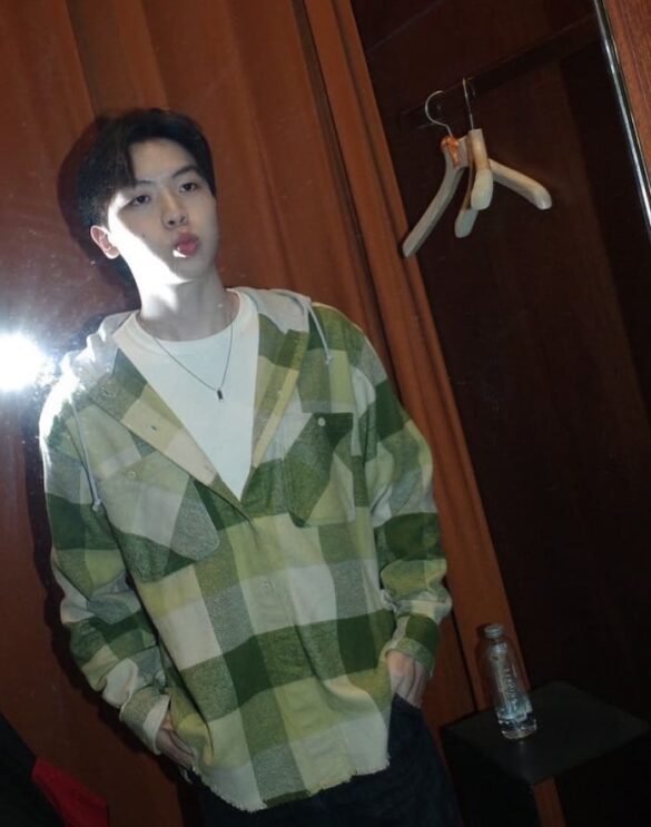 tieu-su-vivit-pharunrit-sarutsitphon Tiểu sử Vivit Pharunrit Sarutsitphon