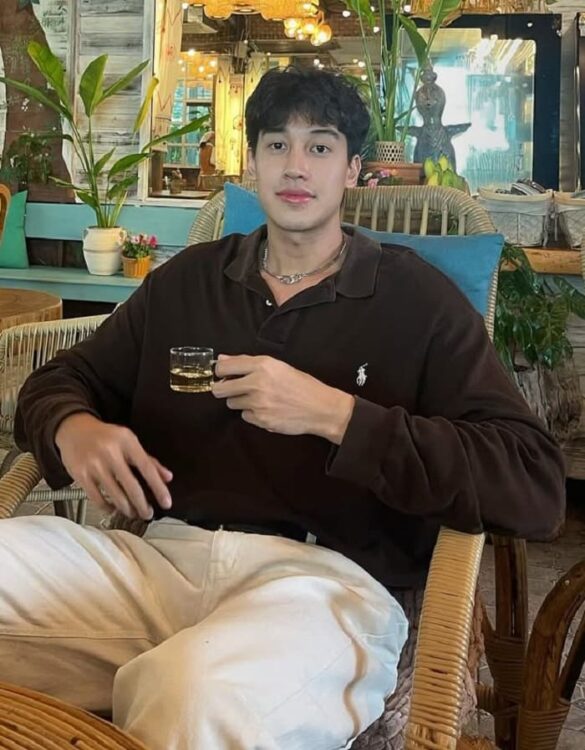 Wikipedia Shell Thakrit Chaiwut