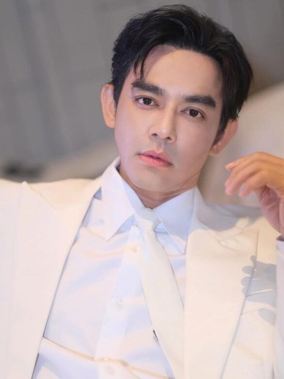 tieu-su-mos-patiparn-pataweekarn Tiểu sử Mos Patiparn Pataweekarn