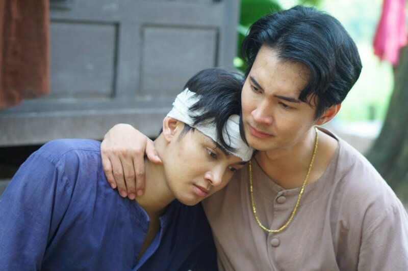 Diễn viên chính trong Loy Kaew First Love là ai