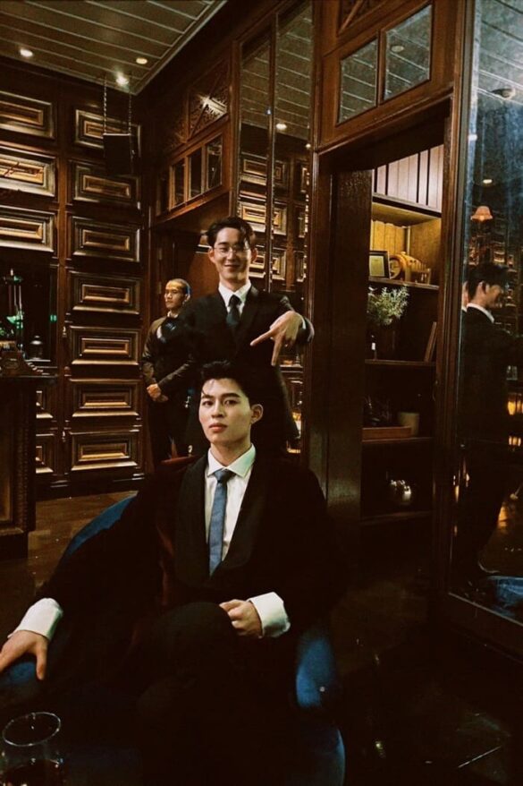 Nội dung Me and Thee