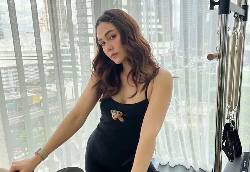 Chương trình truyền hình Chompoo Araya Alberta Hargate