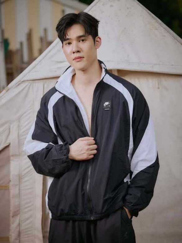 First Parada Chutchavalchotikul là ai