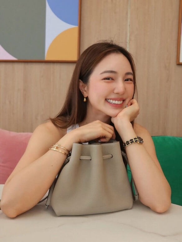 profile bua nalinthip sakulongumpai 585x780 1