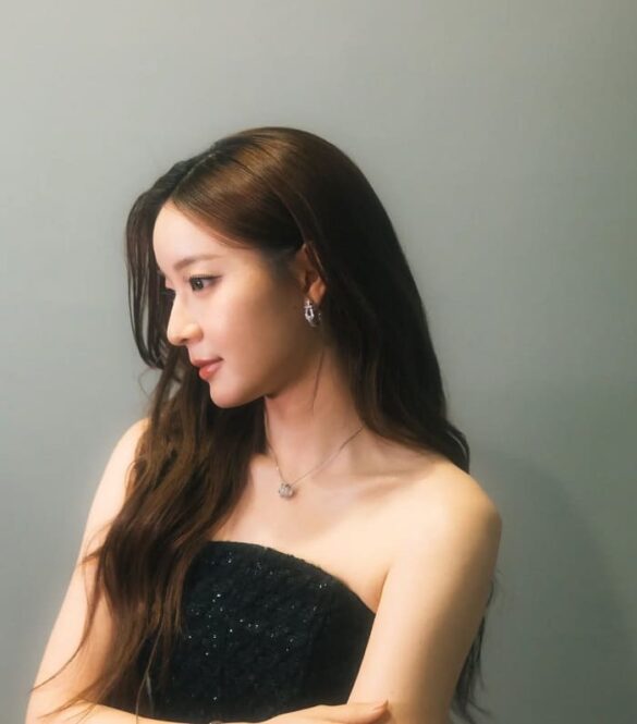 Profile Ink Waruntorn Paonil