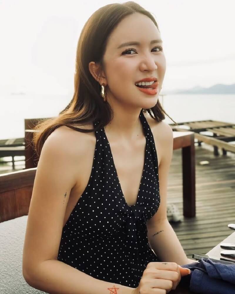 Profile June Nannirin Varokornwatcharakool