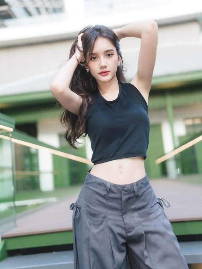 profile lisa allyssa ann hines