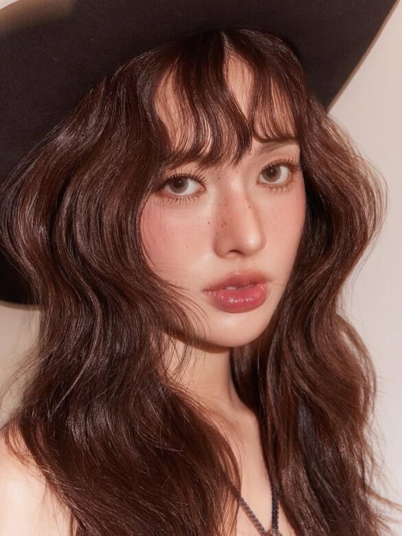 Profile Mim Panthita Jencharoentham