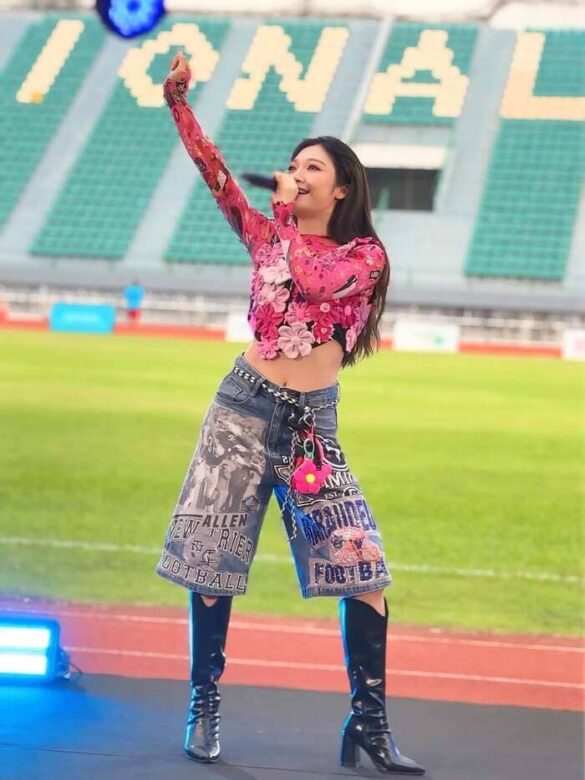 Profile Nam Jutamas Wangsawat