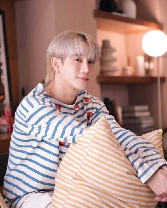 Profile Plai Chattrin Chotticomporn