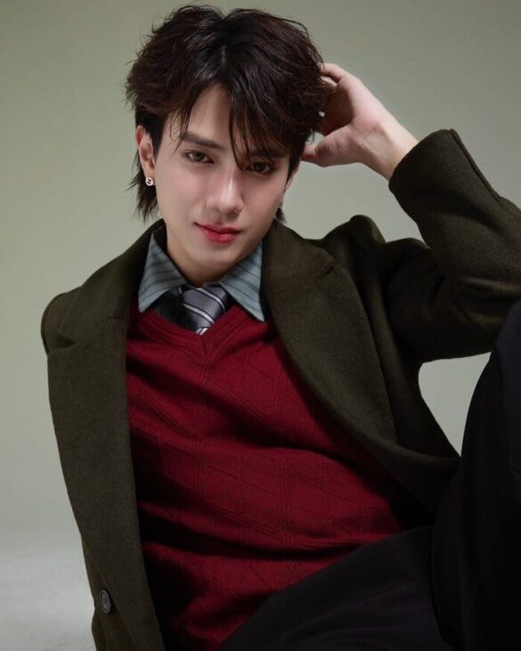 Tiểu sử Forth Kashane Pichetsopon