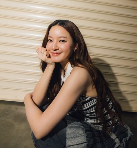 Tiểu sử Ink Waruntorn Paonil