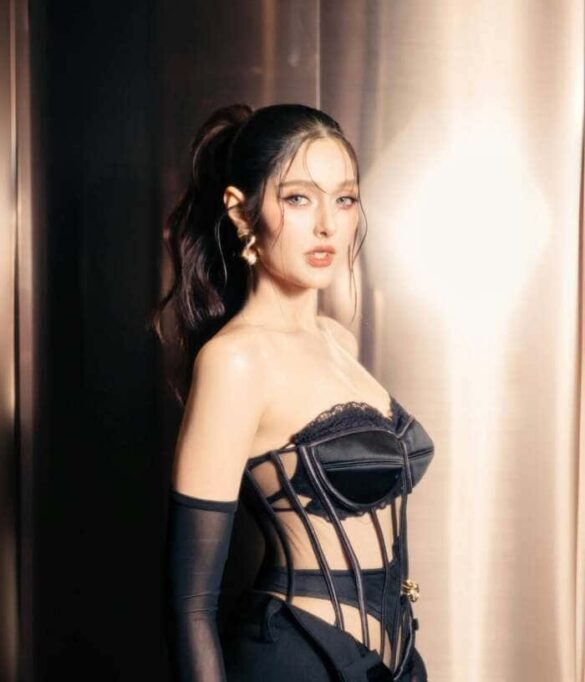 tieu-su-justmine-marisar-hughes Tiểu sử Justmine Marisar Hughes