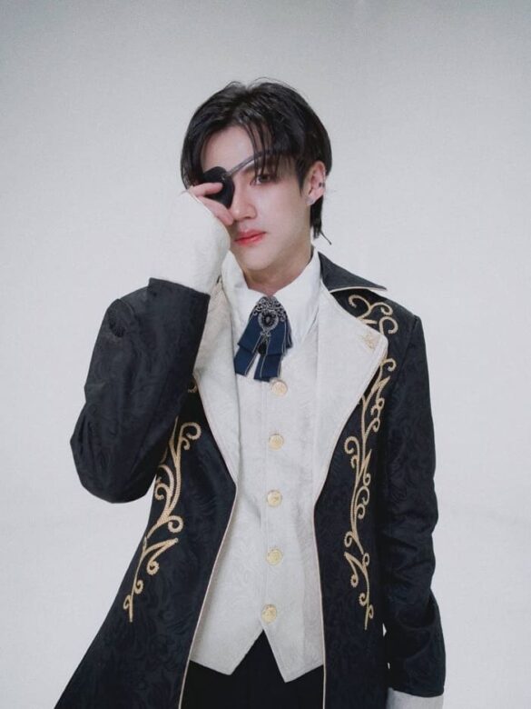 tieu su oat pasakorn sanrattana 585x780 2