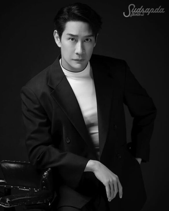 Tiểu sử Pong Nawat Kulrattanarak