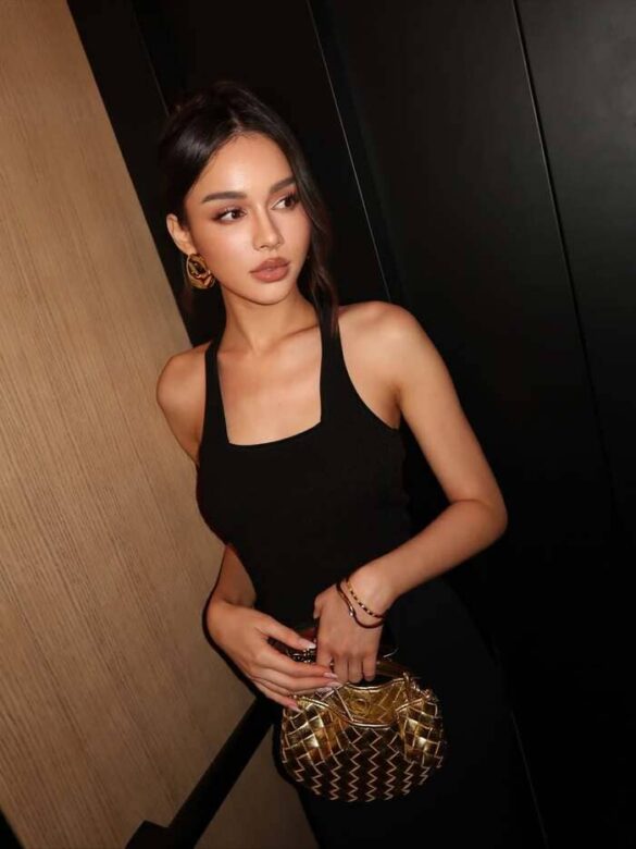 Tiểu sử Sky Maria Hoerschler