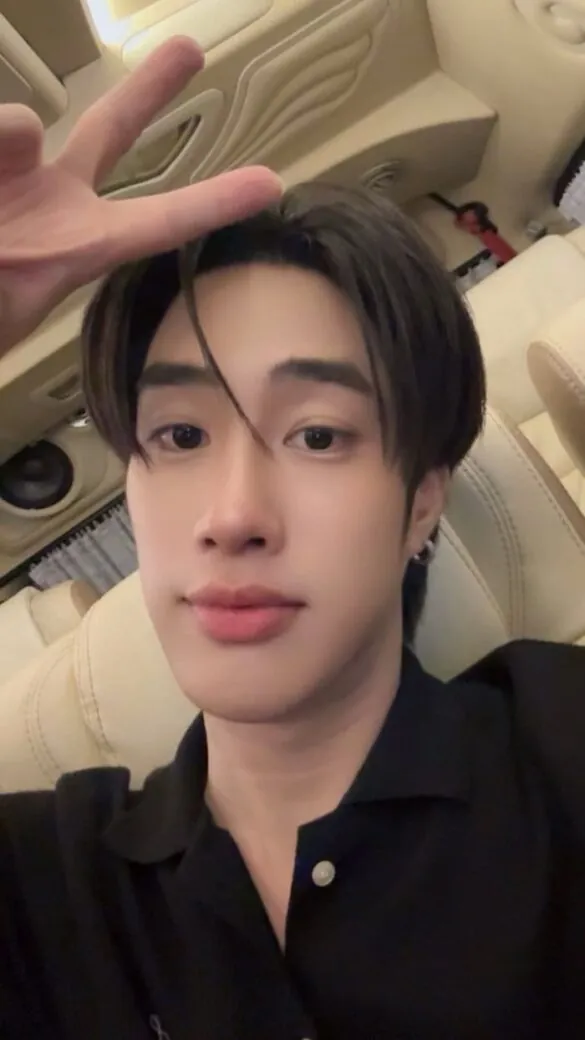 tieu-su-tle-matimun-sreeboonrueang-585×1040-1 Tieu su tle matimun sreeboonrueang 585x1040 1