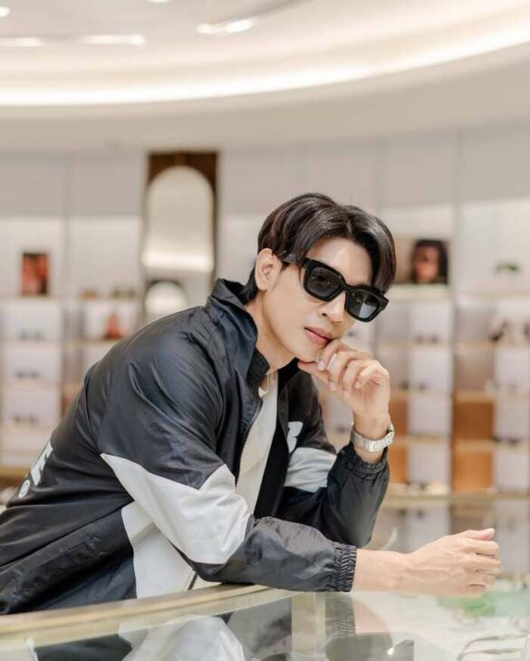 Wikipedia Mon Taechin Phaisanwan