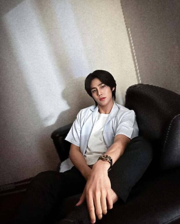 Krismon Thanawat Sutthijaroen là ai