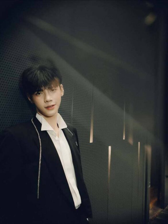 Lý lịch Arm Chaiyapat Jumpasin